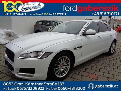 Weiß Gebraucht 2018 Jaguar XF Prestige Limousine | € 21.900