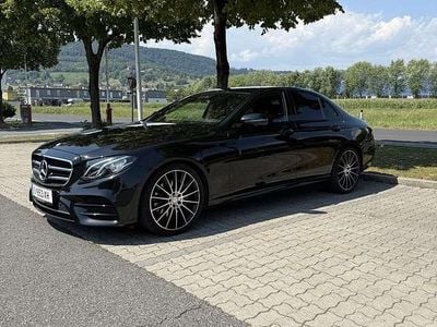 Gebraucht Mercedes E220 AMG line 194 PS (142 kW) 2016 Limousine