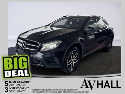 Schwarz Gebraucht 2016 Mercedes GLA180 SUV | € 12.990 (Fairer Preis)