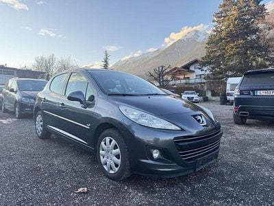Gebraucht Peugeot 207 Style 95 PS (69 kW) 2011 Grau Kleinwagen
