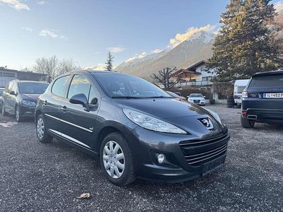 Gebraucht Peugeot 207 Style 95 PS (69 kW) 2011 Grau Kleinwagen