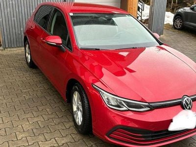 Gebraucht VW Golf VIII 110 PS (80 kW) 2023 Rot Limousine