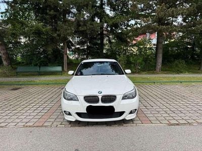 Weiß Gebraucht 2008 BMW 525 M Sport Limousine | € 9.500 (Fairer Preis)