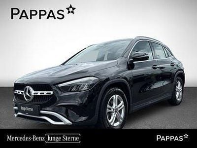 Nachtschwarz Gebraucht 2024 Mercedes GLA200 SUV | € 39.950 (Fairer Preis)