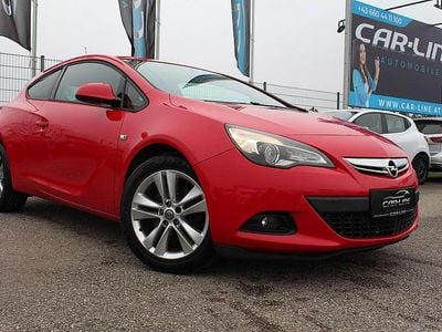 Rot Gebraucht 2012 Opel Astra GTC Edition Limousine | € 6.290