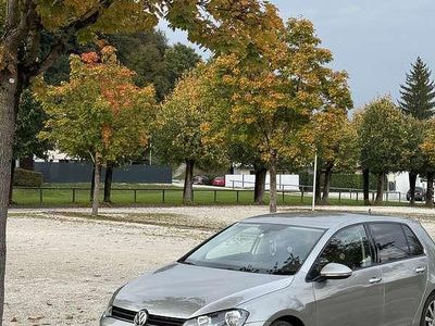 Grau Gebraucht 2015 VW Golf VII Comfortline Limousine | € 12.500 (Fairer Preis)