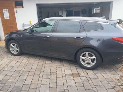 gebraucht Kia Optima OptimaWagon 17 CRDi ISG Silber Silber