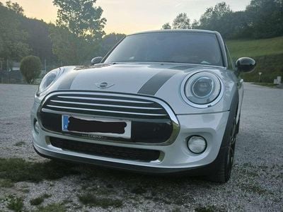 Silber Gebraucht 2015 Mini Cooper Kleinwagen | € 11.300 (Fairer Preis)