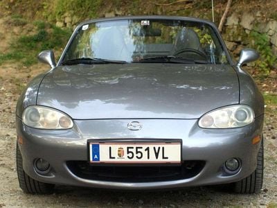 Grau Gebraucht 2005 Mazda MX5 Exclusive-Line Cabrio | € 9.800