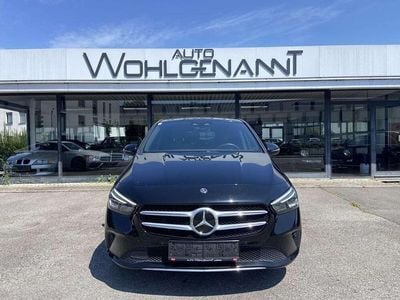 Schwarz Gebraucht 2019 Mercedes B180 Van / Kleinbus | € 19.990 (Fairer Preis)