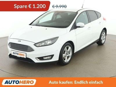 Gebraucht Ford Focus Titanium 125 PS (91 kW) 2015 Weiß Kleinwagen