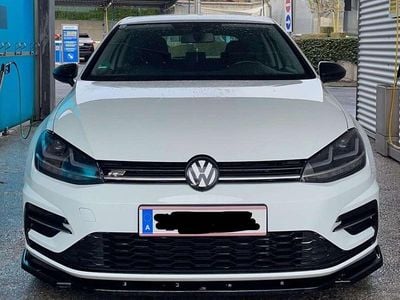 Weiß Gebraucht 2017 VW Golf VII R-line Kleinwagen | € 15.000 (Fairer Preis)