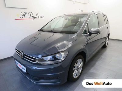 Grau Gebraucht 2022 VW Touran Highline Van / Kleinbus | € 31.900 (Teuer)