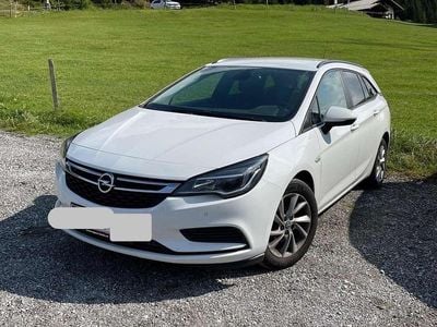 Weiß Gebraucht 2017 Opel Astra Kombi | € 10.000 (Fairer Preis)