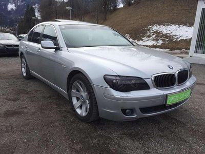 Silber Gebraucht 2006 BMW 730 Limousine | € 8.000