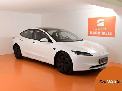Weiß Gebraucht 2024 Tesla Model 3 Standard Range Limousine | € 38.880 (Teuer)