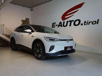 Weiß Gebraucht 2022 VW ID.4 Business SUV | € 38.000