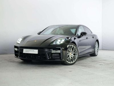 Schwarz Neu 2025 Porsche Panamera 4 Limousine | € 165.250