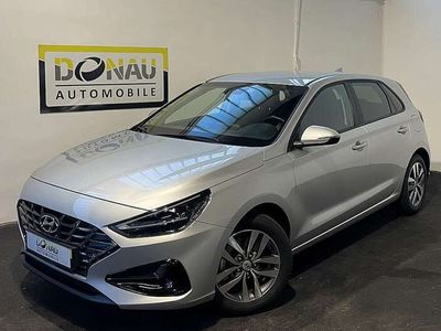 gebraucht Hyundai i30 Fastback 15 DPI Trend Line * Apple * Lenkradhe...