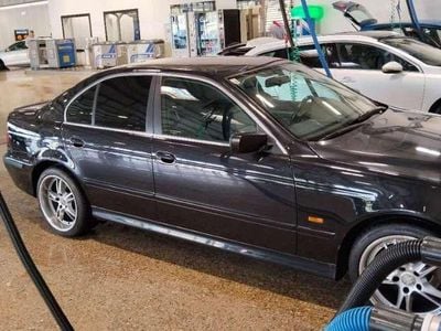 Schwarz Gebraucht 2001 BMW 525 Limousine | € 6.500