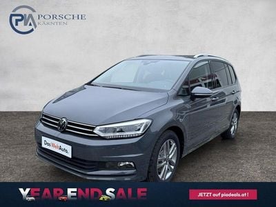 Mittelgrau metallic Gebraucht 2024 VW Touran Van / Kleinbus | € 39.790
