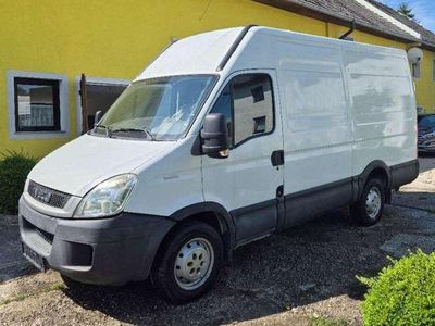 Weiß Gebraucht 2010 Iveco Daily Van | € 11.350