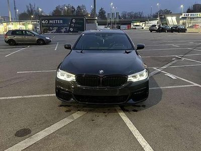 Schwarz Gebraucht 2019 BMW 530e M Sport Limousine | € 32.000