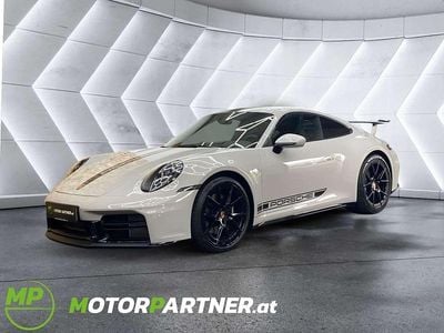 Neu Porsche 911 Carrera 394 PS (289 kW) 2025 Grau Coupé