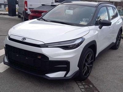 Weiß Neu 2025 Toyota Corolla Sport Limousine | € 40.550 (Teuer)