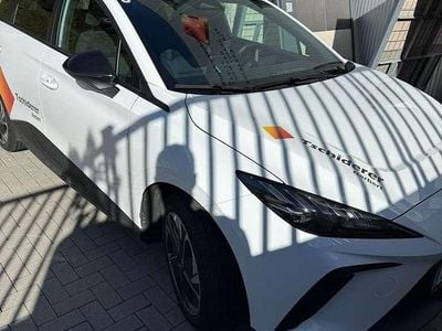 Gebraucht MG MG4 EV Comfort 150 kW (204 PS) 2024 Weiß Kleinwagen
