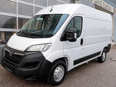 Icy weiß Gebraucht 2024 Opel Movano S Van | € 35.800