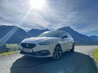 Weiß Gebraucht 2020 Seat Leon FR Limousine | € 16.200 (Fairer Preis)