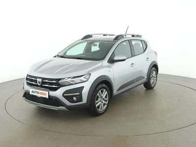 Grau Gebraucht 2022 Dacia Sandero Comfort Kleinwagen | € 12.490 (Guter Preis)