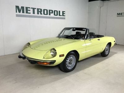 Gebraucht Alfa Romeo Spider Veloce 126 PS (92 kW) 1973 Gelb Cabrio