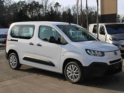 Neu Fiat Doblò S 131 PS (96 kW) 2025 Weiß Van / Kleinbus