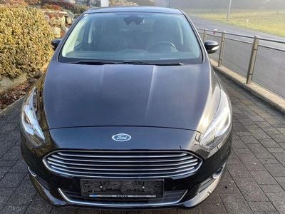 Schwarz Gebraucht 2016 Ford S-MAX Titanium Van / Kleinbus | € 15.900 (Guter Preis)