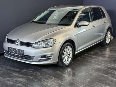 Silber Gebraucht 2016 VW Golf VII LOUNGE Kleinwagen | € 9.999 (Guter Preis)