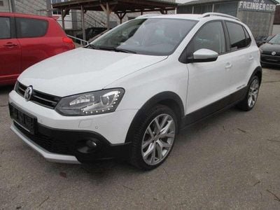 Weiß Gebraucht 2015 VW Polo Cross Kleinwagen | € 7.900