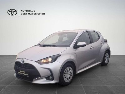 Silber Gebraucht 2021 Toyota Yaris Hybrid Active Limousine | € 16.990 (Guter Preis)