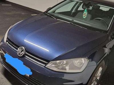Blau Gebraucht 2013 VW Golf VII Comfortline Limousine | € 7.400 (Etwas zu teuer)