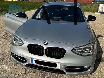 Silber Gebraucht 2013 BMW 120 Sport Line Kleinwagen | € 12.000