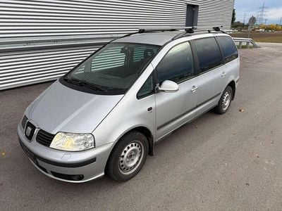 Silber Gebraucht 2009 Seat Alhambra Van / Kleinbus | € 3.990 (Guter Preis)