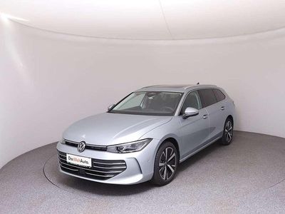 Gebraucht VW Passat Business 150 PS (110 kW) 2025 Silber  metallic Kombi