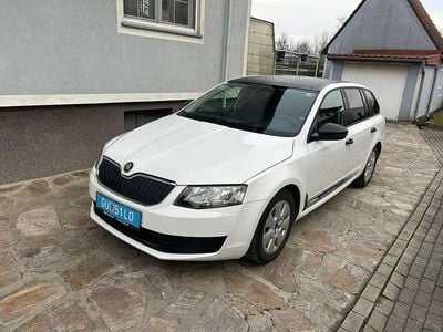 Gebraucht Skoda Octavia 105 PS (77 kW) 2015 Kleinwagen