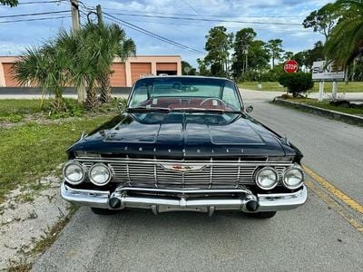 Schwarz Gebraucht 1961 Chevrolet Impala Limousine | € 99.900
