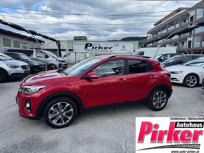 Rot Gebraucht 2020 Kia Stonic Vision SUV | € 14.990