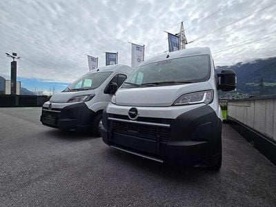 Weiß Neu 2025 Opel Movano Van | € 35.990 (Etwas zu teuer)