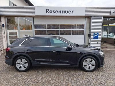 Gebraucht Audi e-tron Basis 300 kW (408 PS) 2019 Schwarz SUV
