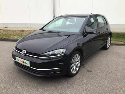 Schwarz metallicperleffektno Gebraucht 2019 VW Golf VII Limousine | € 14.790 (Fairer Preis)