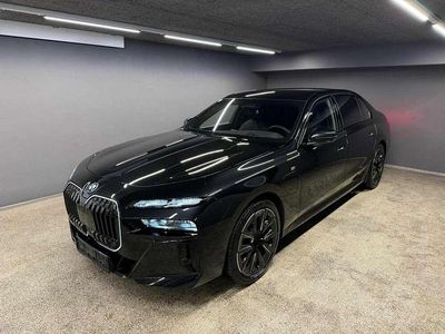 Gebraucht BMW 750e M Sport 490 PS (360 kW) 2025 Schwarz Limousine